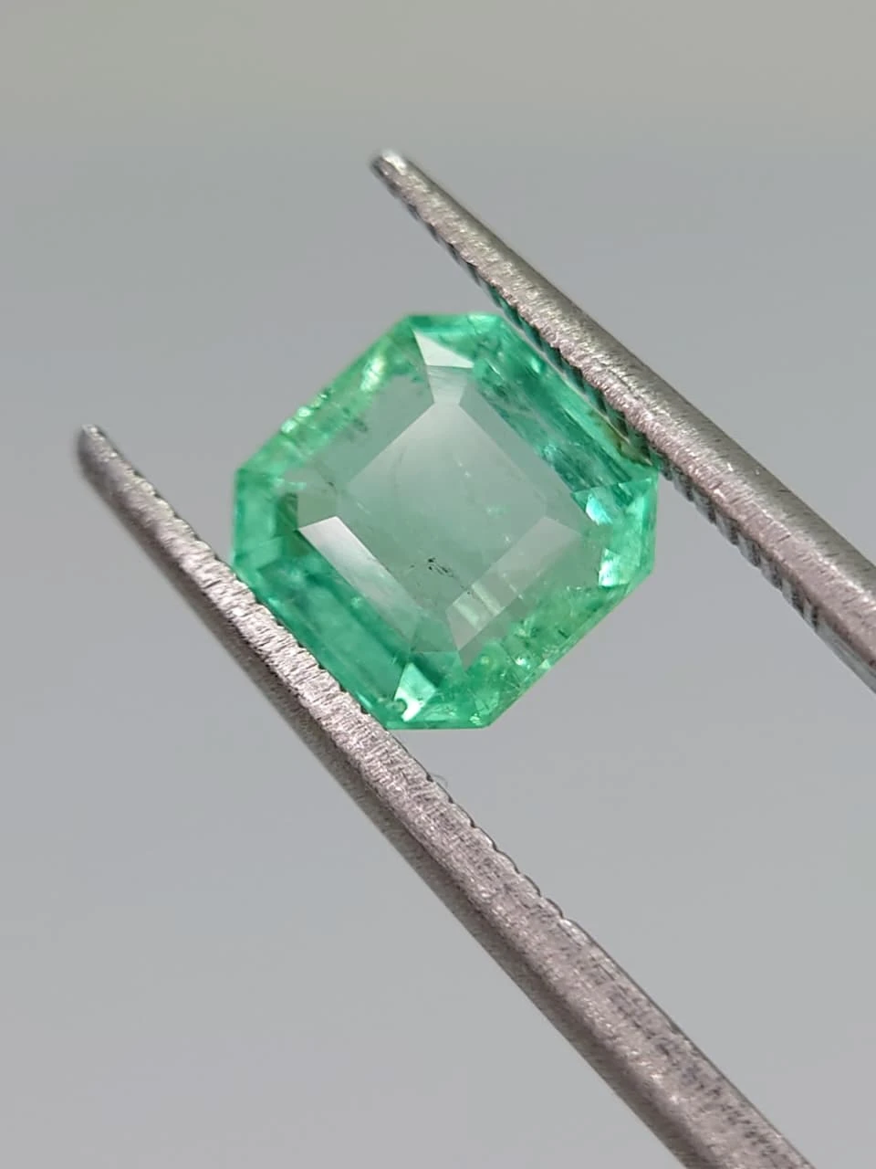 1.68ct Natural Octagon Faceted Panjshir Emerald from Afghanistan — view 3